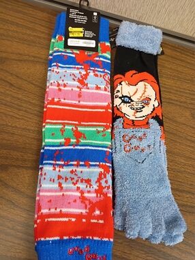 NWT Spencer's Chucky Leg Warmers OSFM & Toe Socks Size 4-10
